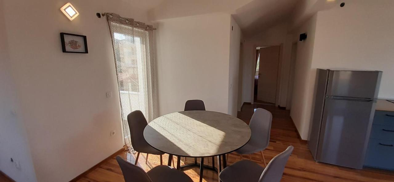 Apartmani Rita Slatine Exterior photo