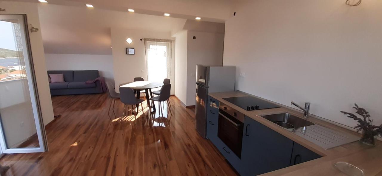 Apartmani Rita Slatine Exterior photo