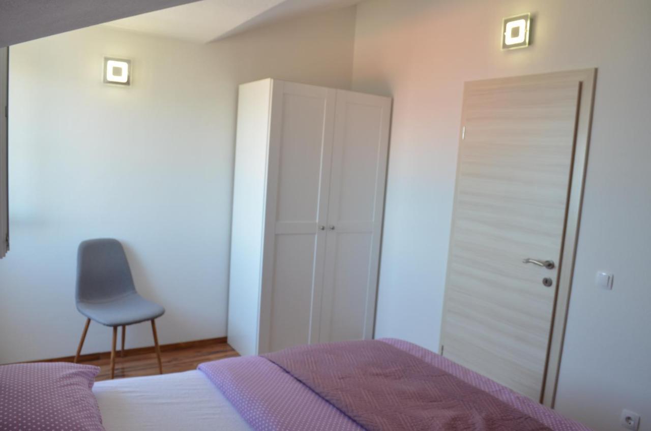 Apartmani Rita Slatine Exterior photo