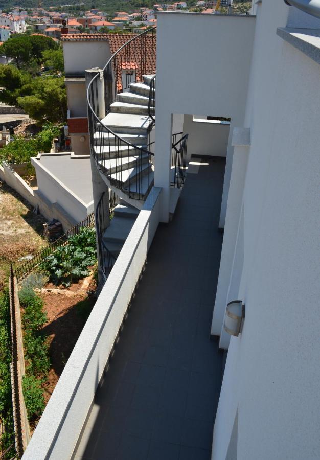 Apartmani Rita Slatine Exterior photo