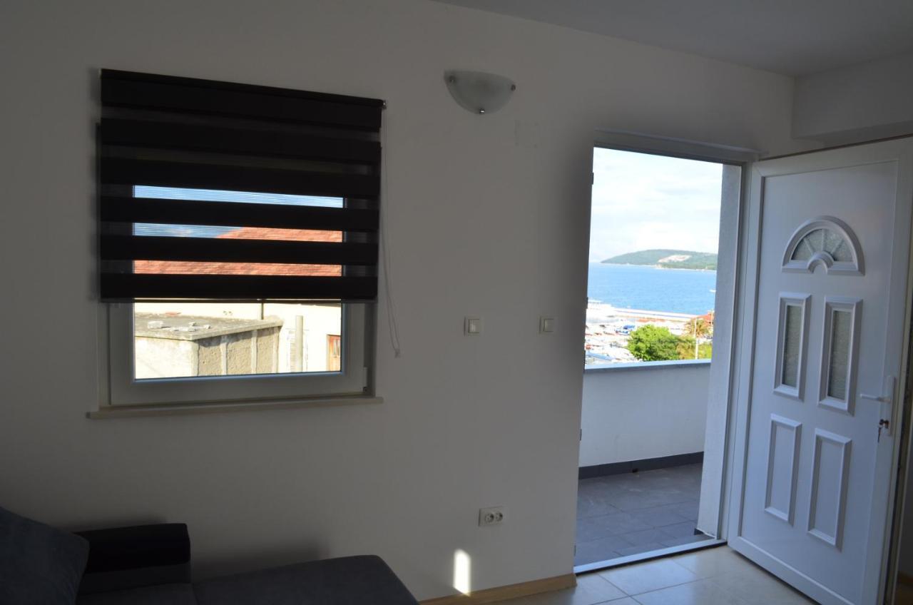 Apartmani Rita Slatine Exterior photo